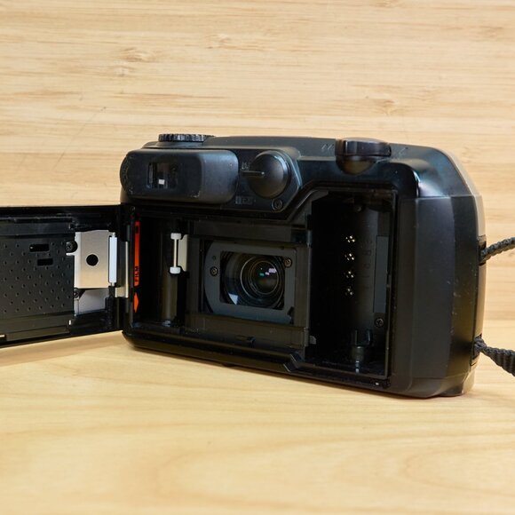 Pentax ESPIO 160 Point and Shoot, 35mm Film Camera, Multi AF, 38-160mm Zoom Lens - Picture 7 of 7